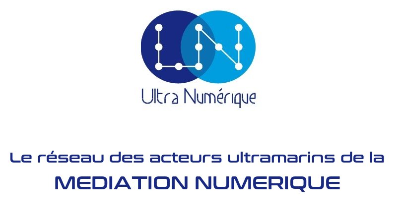 Panneau présentant le réseau Ultra Numérique